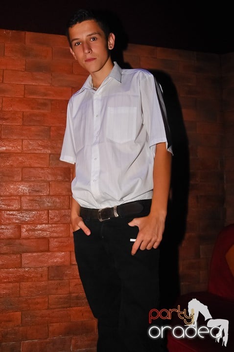 Chef de pomină în Club Escape, 