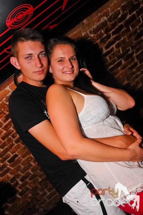 Chef de pomină în Club Escape, 