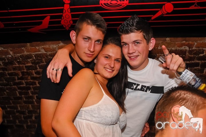 Chef de pomină în Club Escape, 