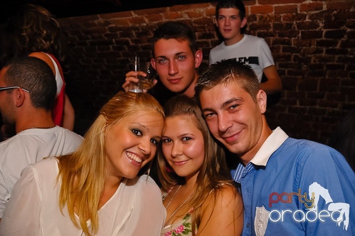 Chef de pomină în Club Escape, 