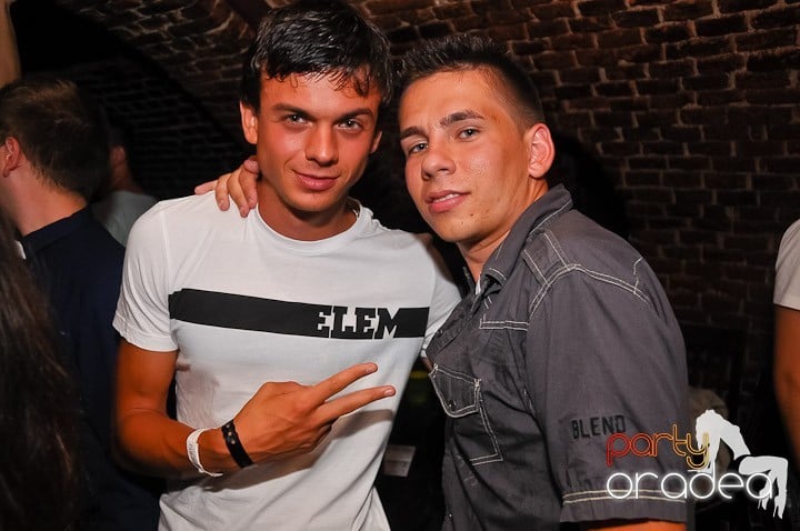 Chef de pomină în Club Escape, 