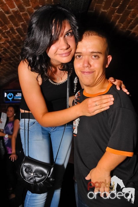 Chef de pomină în Club Escape, 