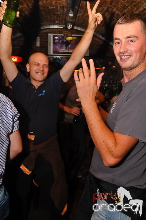 Chef de pomină în Club Escape, 