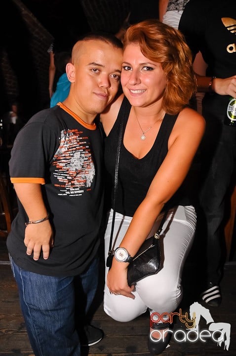 Chef de pomină în Club Escape, 