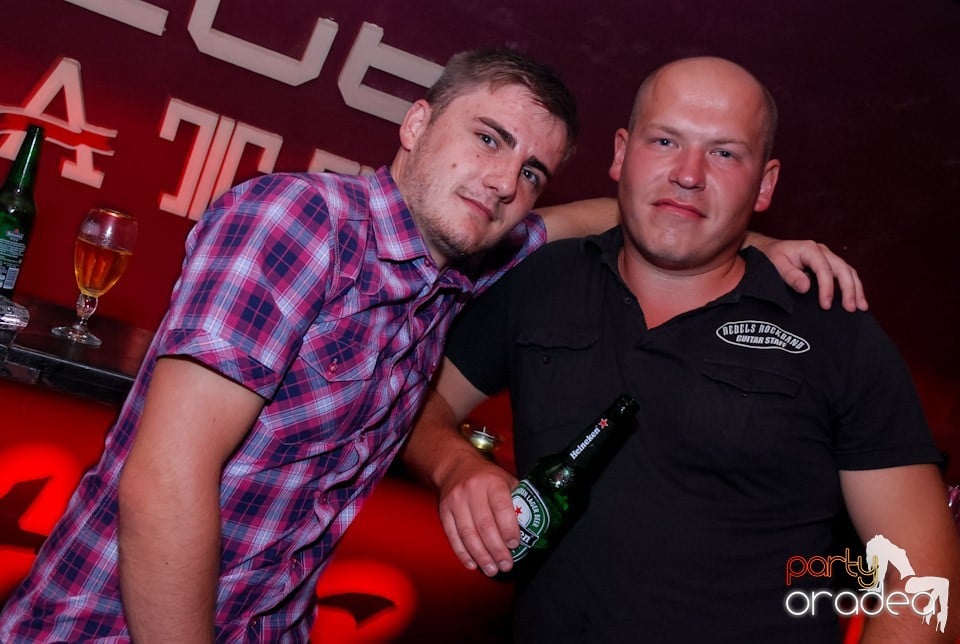 Chef în Club Atti's, 