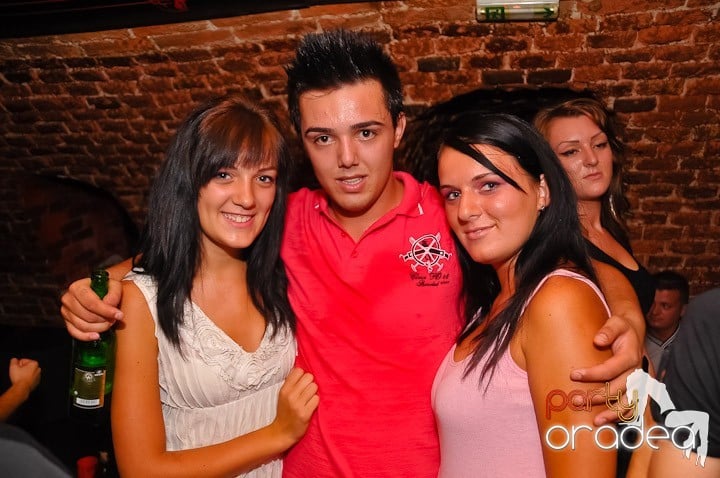 Chef în Club Escape, 