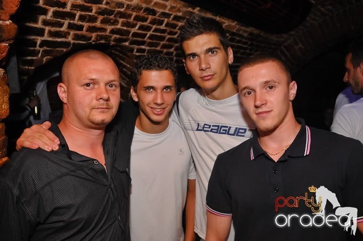 Chef în Club Escape, 