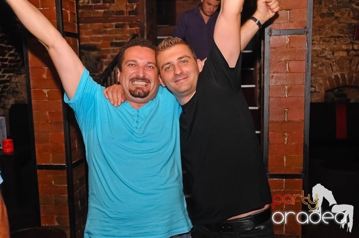 Chef în Club Escape, 