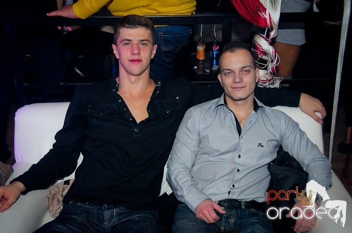 Chef la maxim în Club Life, 