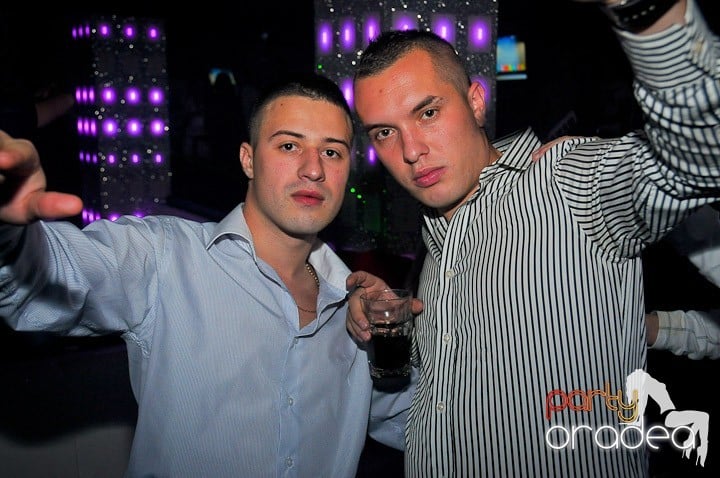 Chef la maxim în Club Life, 