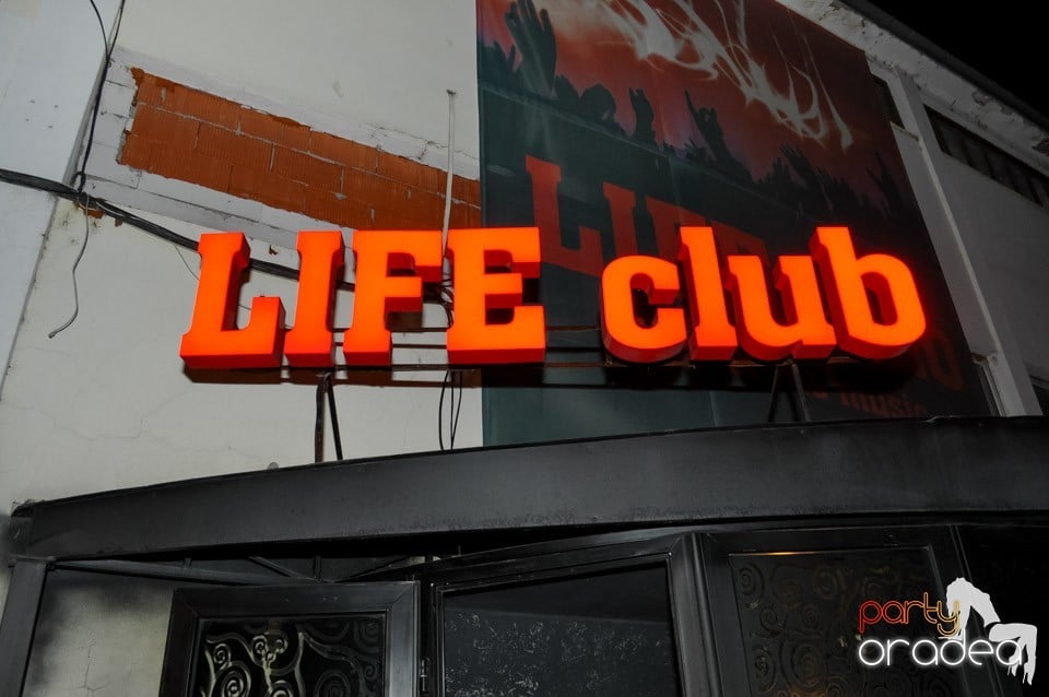 Chef la maxim în Club Life, 