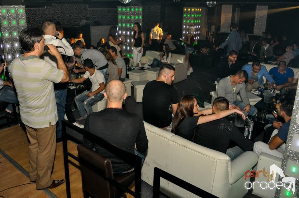 Chef la maxim în Club Life, 