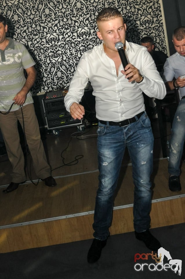 Chef la maxim în Club Life, 