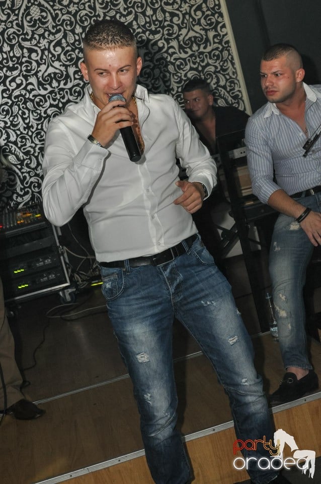 Chef la maxim în Club Life, 