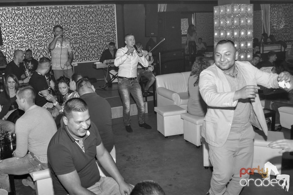 Chef la maxim în Club Life, 