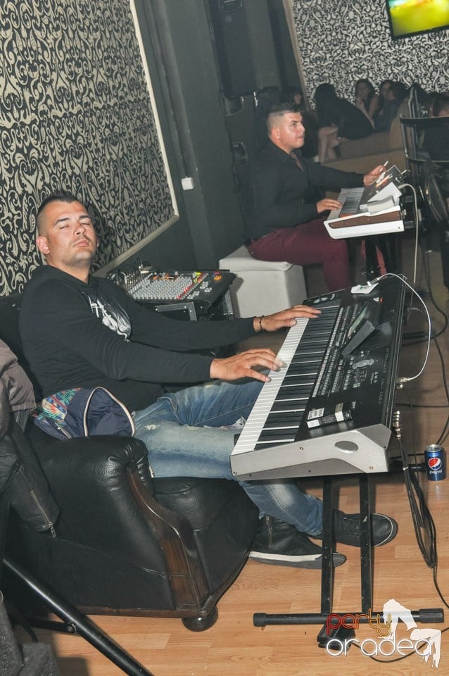 Chef la maxim în Club Life, 