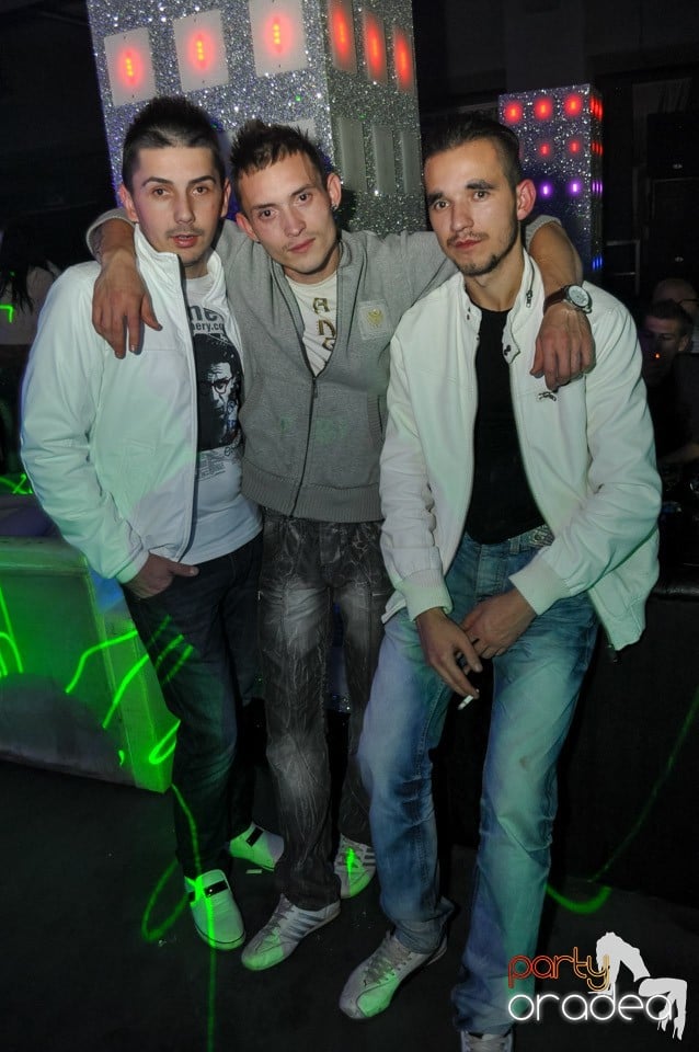 Chef la maxim în Club Life, 