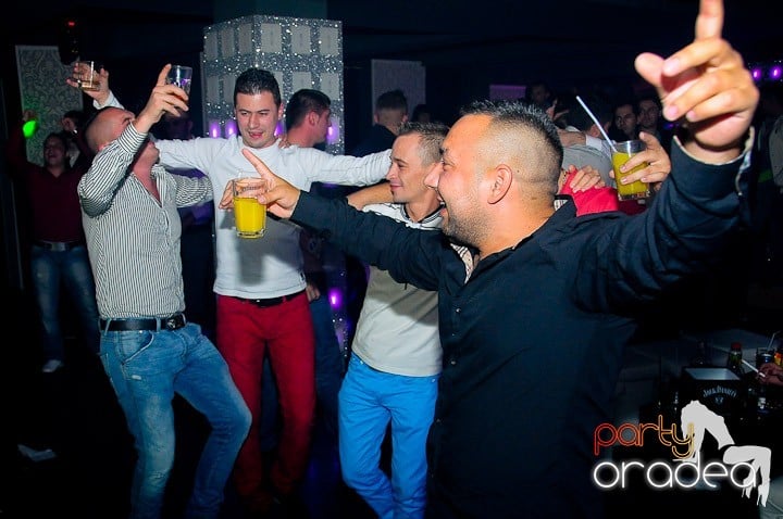 Chef la maxim în Club Life, 