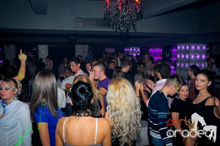 Chef la maxim în Club Life, 