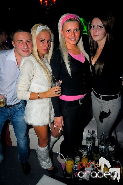 Chef la maxim în Club Life, 