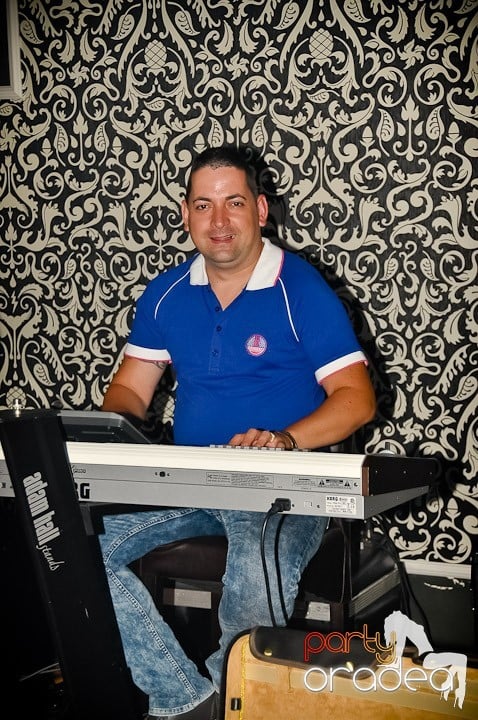 Chef la maxim în Life Club, 