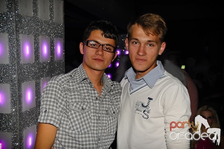 Chef la maxim în Life Club, 