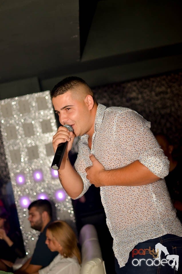 Chef şi veselie în Club Life, 