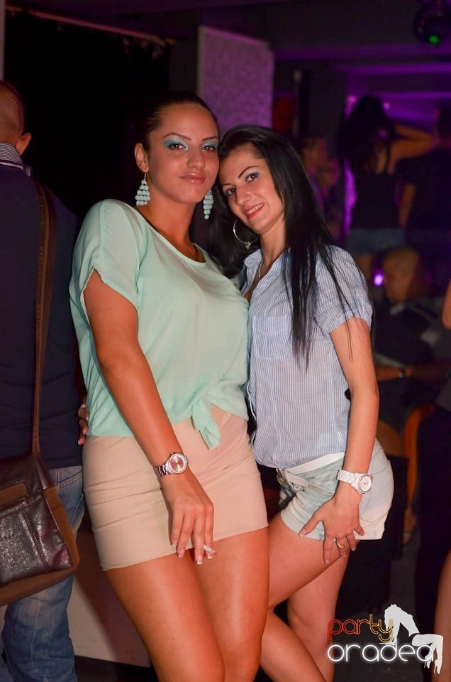 Chef şi veselie în Club Life, 