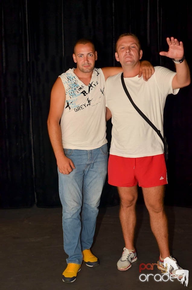 Chef şi veselie în Club Life, 