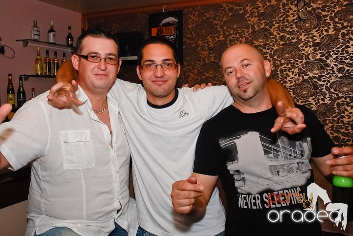 Chef şi veselie în Club Rio, 