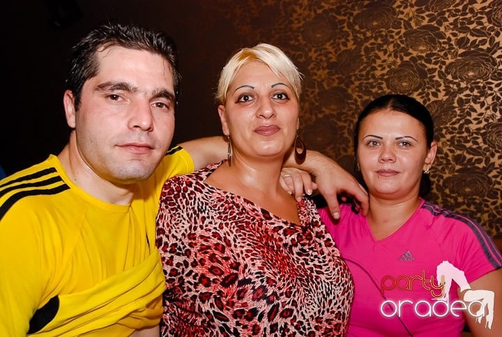 Chef şi veselie în Club Rio, 