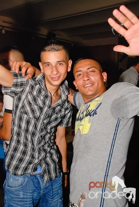 Chef şi veselie în Club Rio, 