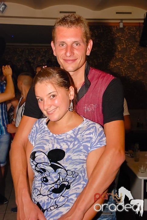 Chef şi veselie în Club Rio, 