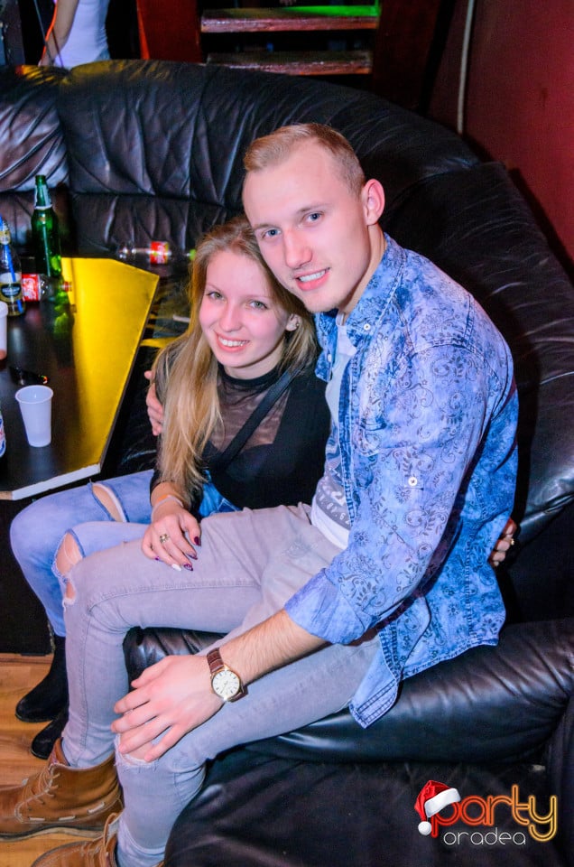 Christmas Party 2 in Disco Fahaz, 