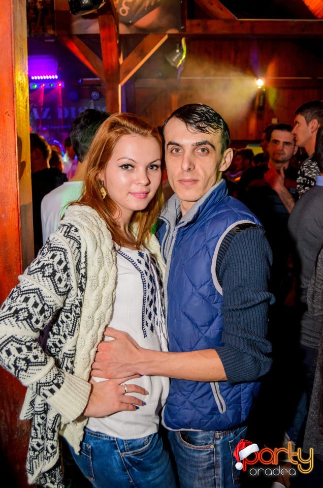 Christmas Party 2 in Disco Fahaz, 