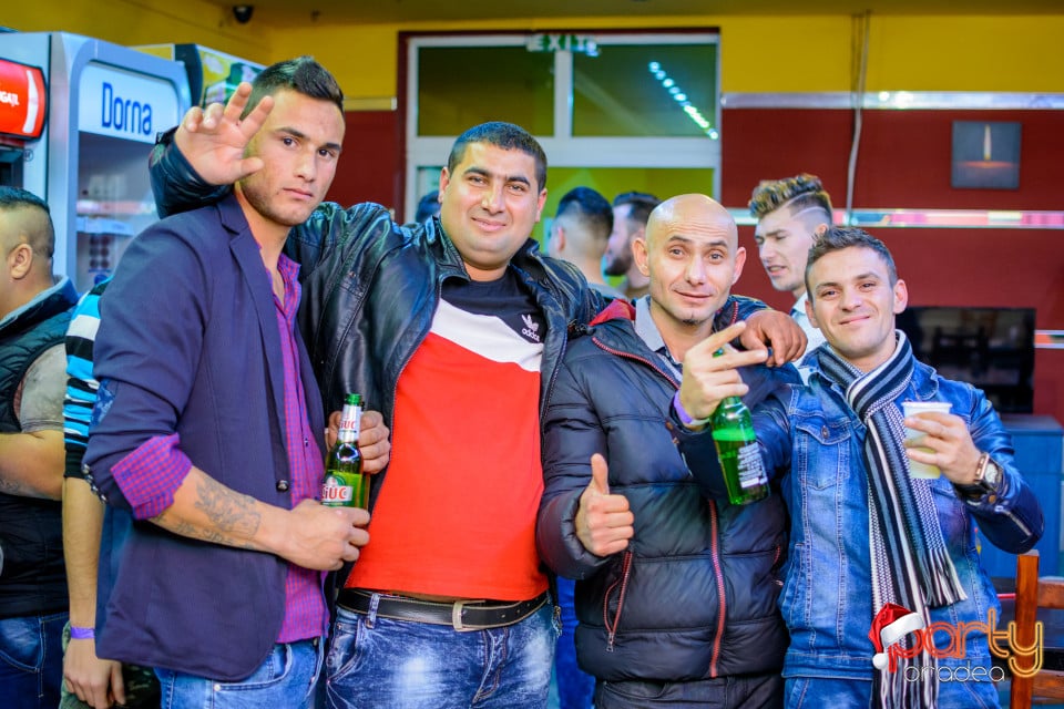 Christmas Party in Disco Fahaz, 