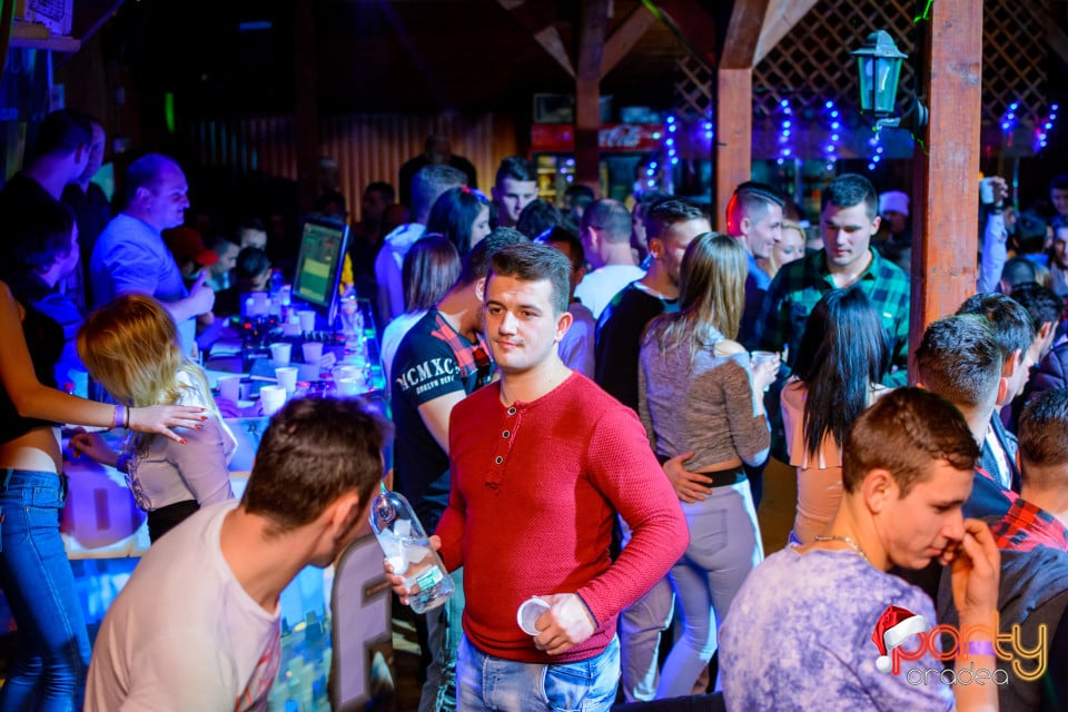 Christmas Party in Disco Fahaz, 