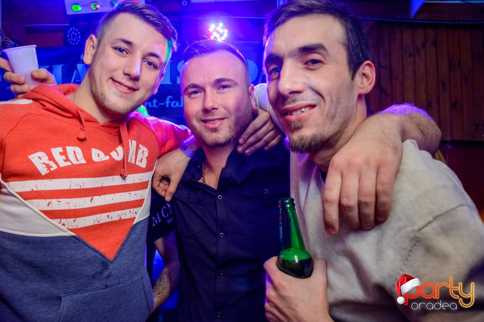 Christmas Party in Disco Fahaz, 