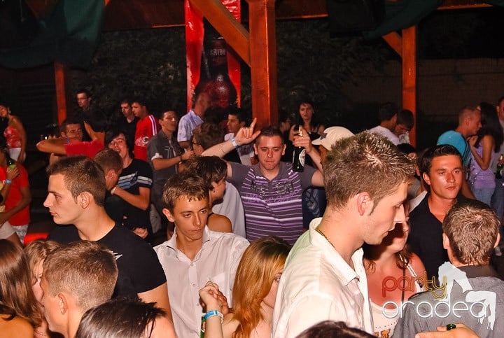 Club & House Night în Disco Faház, 