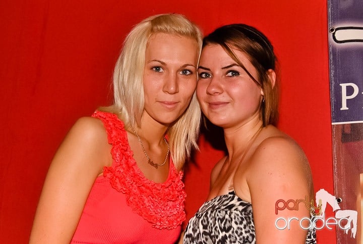 Club & House Night în Disco Faház, 