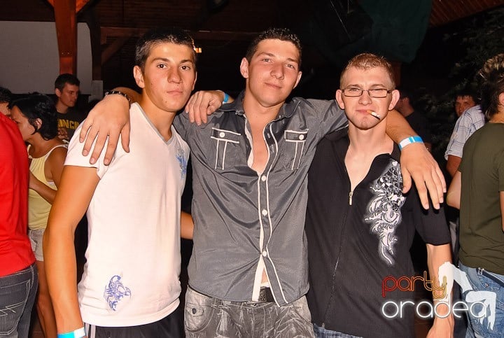 Club & House Night în Disco Faház, 