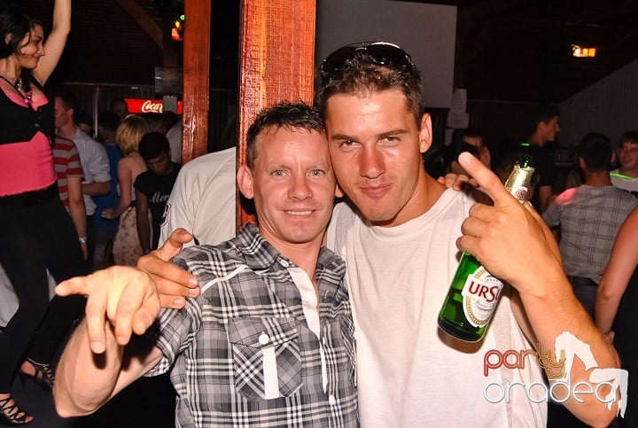 Club & House Night în Disco Faház, 