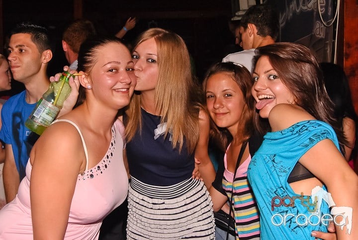 Club & House Night în Disco Faház, 