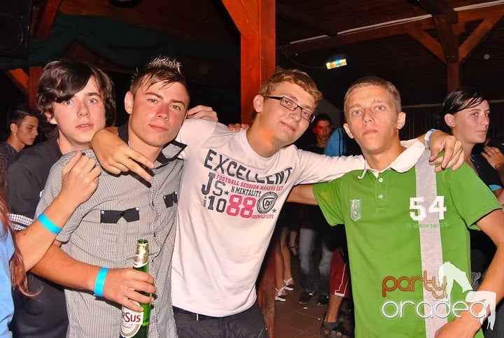 Club & House Night în Disco Faház, 