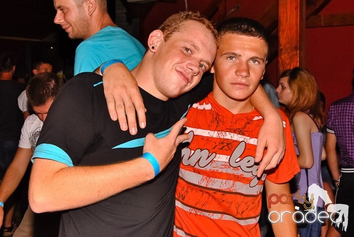 Club & House Night în Disco Faház, 