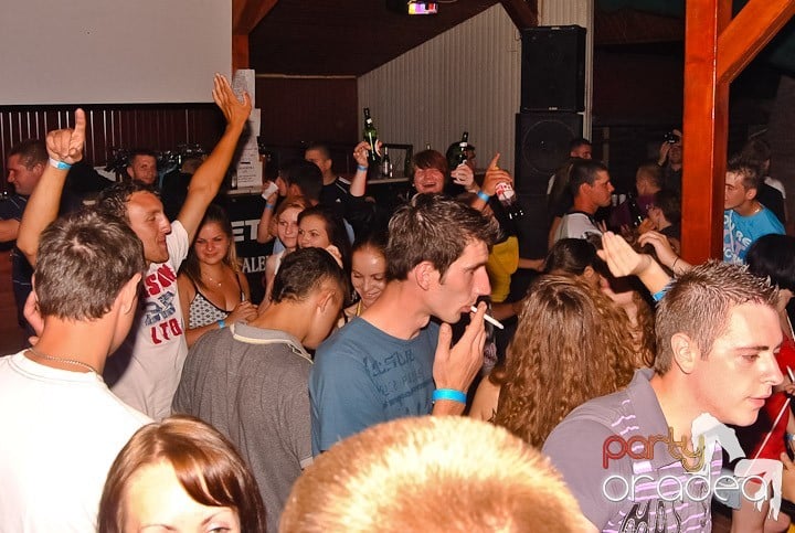 Club & House Night în Disco Faház, 