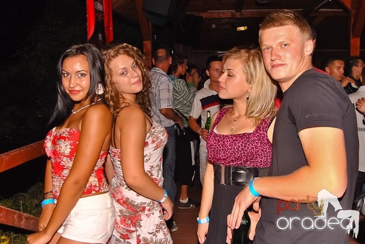 Club & House Night în Disco Faház, 