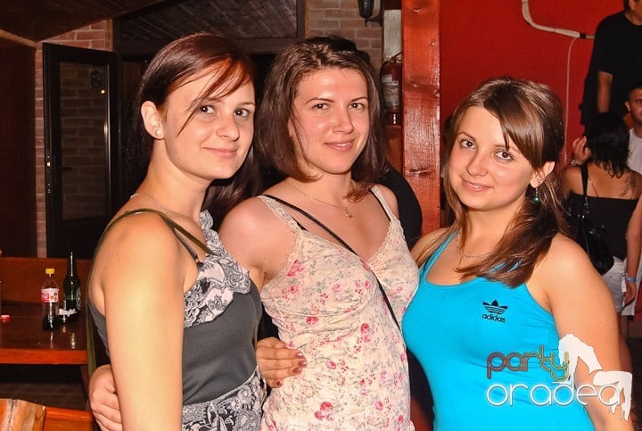 Club & House Night în Disco Faház, 