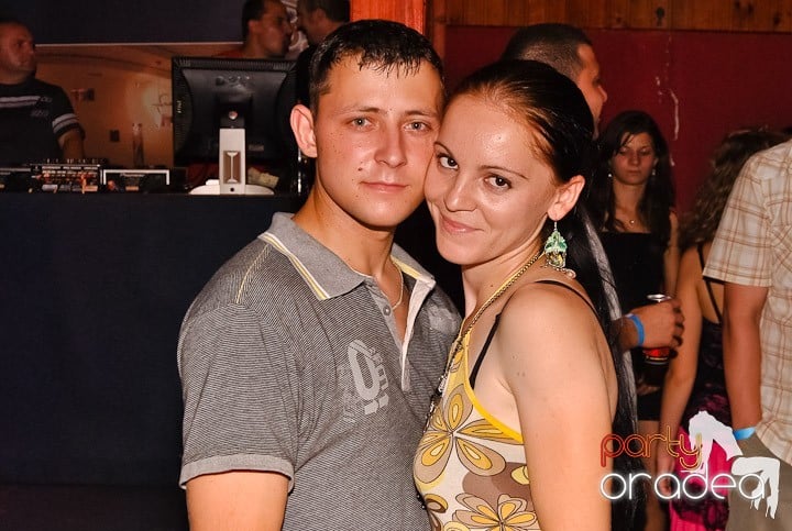 Club & House Night în Disco Faház, 