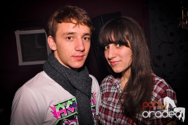 Club Atti's pe ringul de dans, 